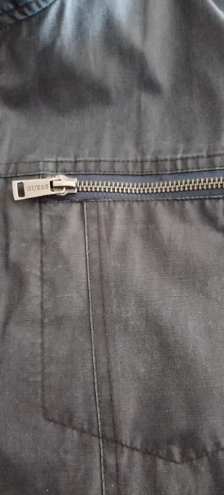 Chaqueta Guess, estilo Biker Negra/Gris