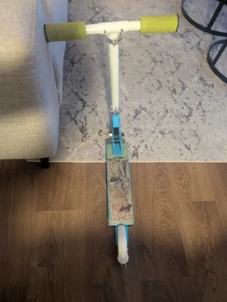 Patinete Buzz Lightyear