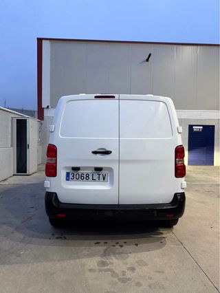 Opel Vivaro 2021