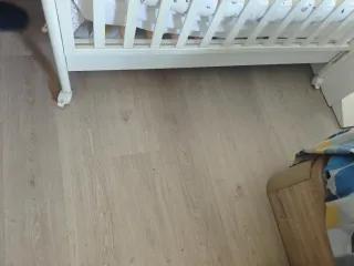 Cuna, colchón y ropa de cuna