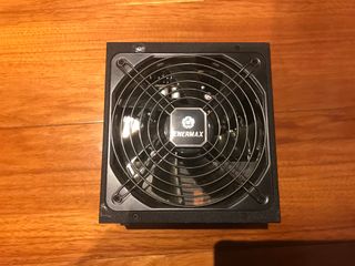 Fonte Enermax Revolution D.F. 750W Gold SEM CABOS