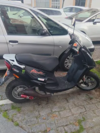 Derbi Hunter 50cc Negra