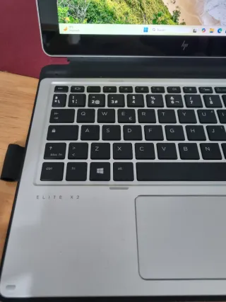 HP EliteBook 1012 G2 Portátil