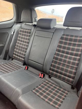 Volkswagen Golf 2005