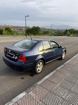 Volkswagen Bora 2.0i 115cv 2001