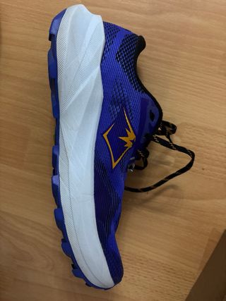 Asics Trabuco 14 Talla 43.5