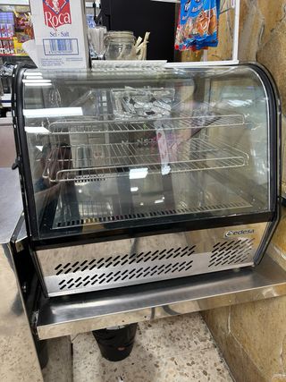 Vitrina expositora refrigerada pequeña