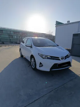 Toyota Auris 2013
