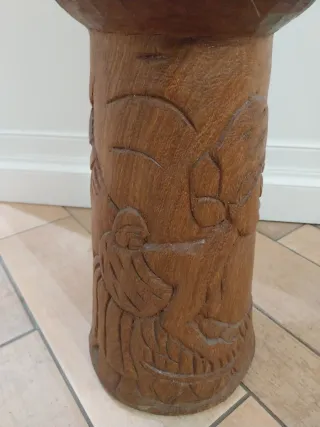 Tamburo Etnico in Legno Intagliato