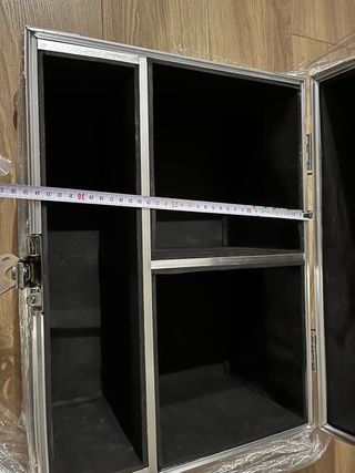 Flightcase 46x35x30 cm con compartimentos