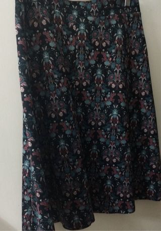 Falda estampada floral