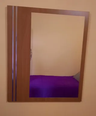 Armario, cómoda, mesita,espejo, y cabecero de cama