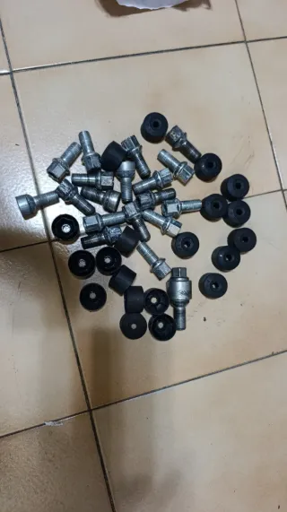 Llantas Volkswagen polo 2021.195.65.R15