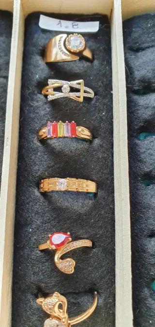 Anillos dorados bisutería fina