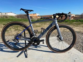 BH G8 Carbono
