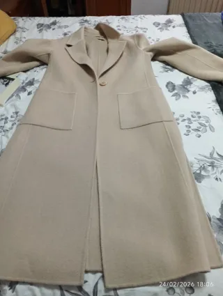 Abrigo beige largo sin estrenar