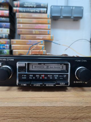 Radio Sanyo Auto Reverse