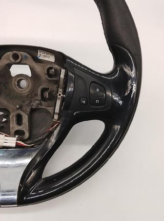 Volante renault 1399 484008001r captur - 1 otros