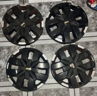 Tapacubos Dacia Negros Modernos