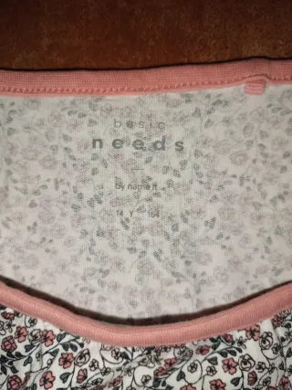 Mono corto floral con tirantes