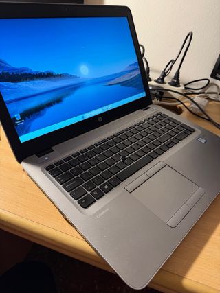 Ordenador portatil HP I7 16GB RAM