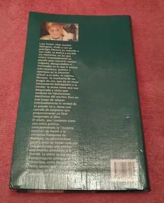 Libro "LA MUCHACHA DE LAS BRAGAS DE ORO"