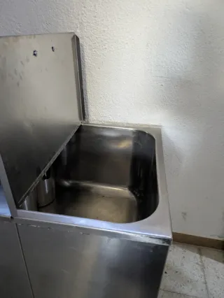 Harinero Acero Inox Grande con Ruedas