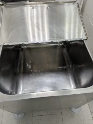 Harinero Acero Inox Grande con Ruedas