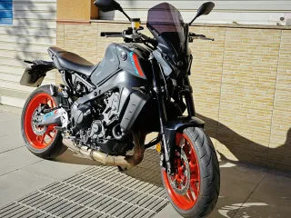 Yamaha MT09 Negra/Gris
