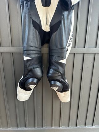 Mono Dainese Laguna Seca 5 Talla 48