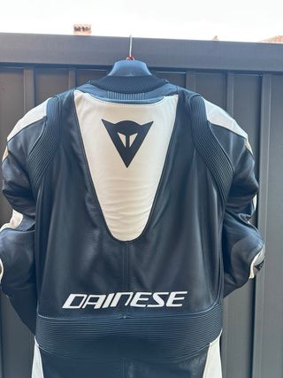Mono Dainese Laguna Seca 5 Talla 48