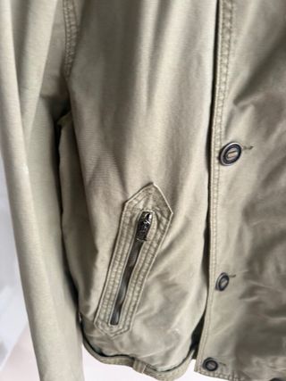 Chaqueta Levi's verde militar