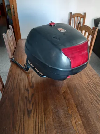 Baúl Givi para moto