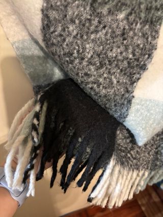 Bufanda Zara cuadros 140 cms largo