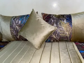 Fundas de cojín salón beige y multicolor