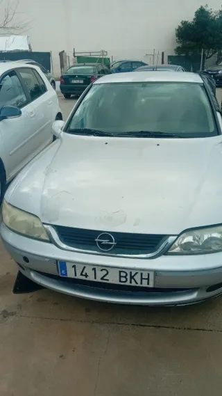 Opel Vectra 2004 precio no negociable