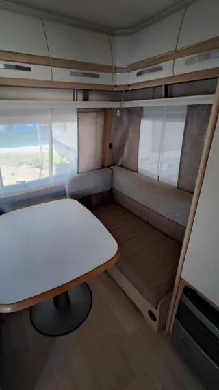 Caravana Fendt Bianco 465 Selection