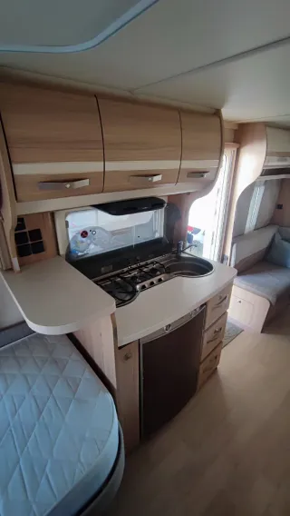 Caravana Fendt Bianco 465 Selection