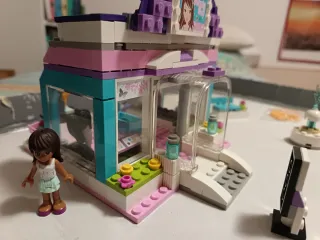 Lego Friends Set 3187 & 3930