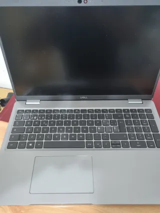 Portátil Dell Latitude 5520 Gris/Plata