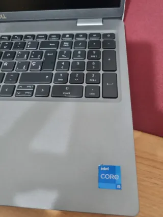 Portátil Dell Latitude 5520 Gris/Plata