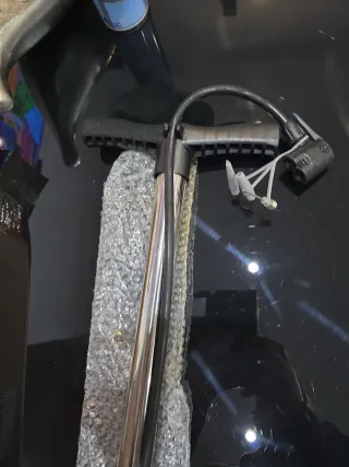 Bomba de pie para bicicleta portátil