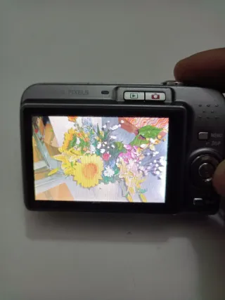 Casio Digital Camera Exilim EX-Z29 10.1MP Completa