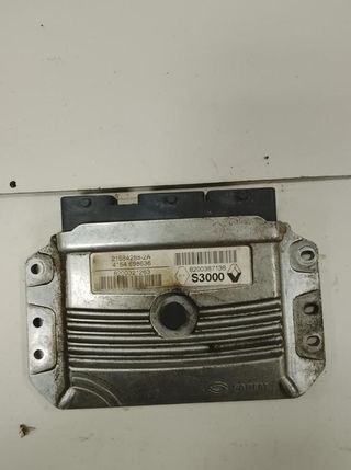 Centralita motor uce renault 551 8200387138 scenic