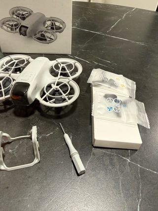 Dron DJI Neo