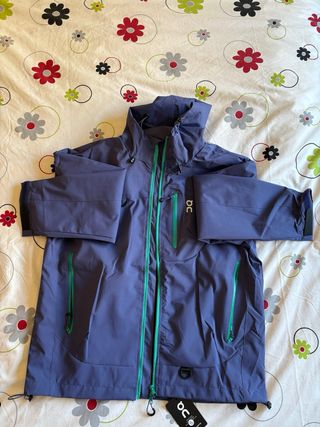 Chaqueta On azul talla S sin estrenar