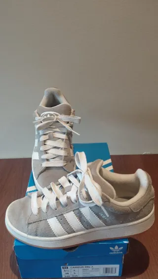 Adidas Campus Gris y Blanco