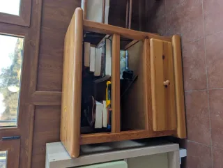 Mesita de salón de madera