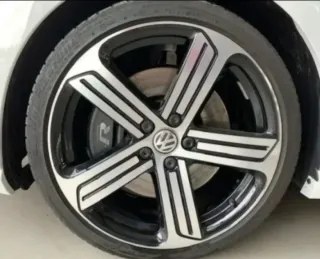 TAPAS BUJE RUEDA LLANTA VOLKSWAGEN 65MM 5G0601171