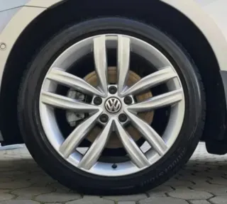 TAPAS BUJE RUEDA LLANTA VOLKSWAGEN 65MM 5G0601171